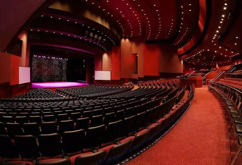 אתר נופש Tropicana Atlantic City