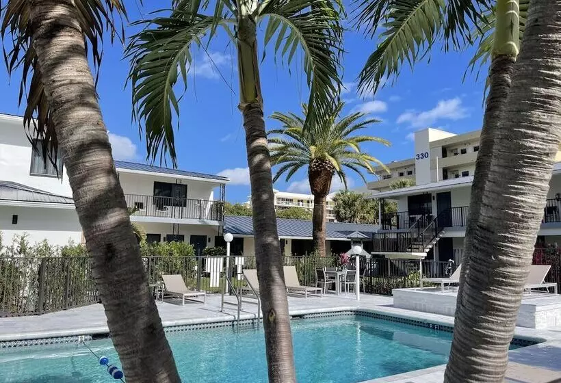 Tropic Isle Beach Resort