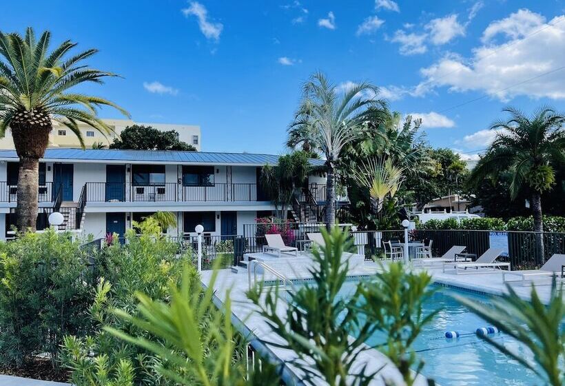 Tropic Isle Beach Resort