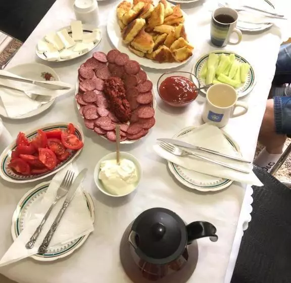 پانسیون Guest House Bosnian House