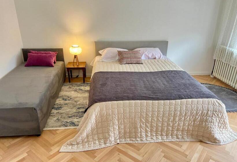 پانسیون Guest House Bosnian House