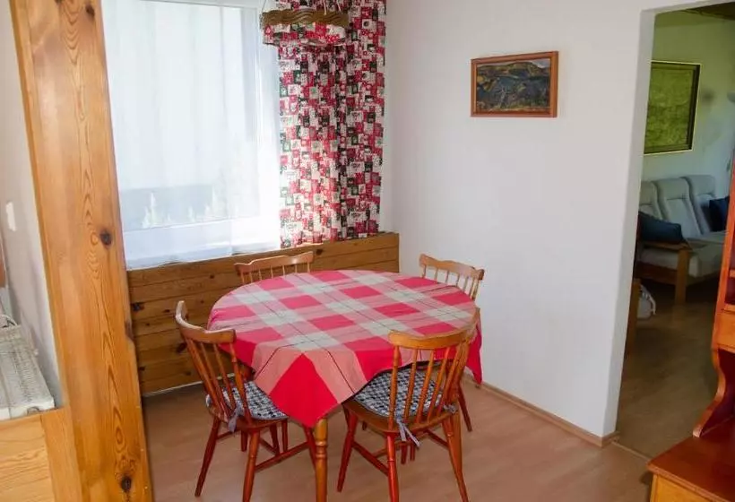 Majatalo Penzion U Sochoru