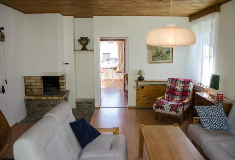 Majatalo Penzion U Sochoru