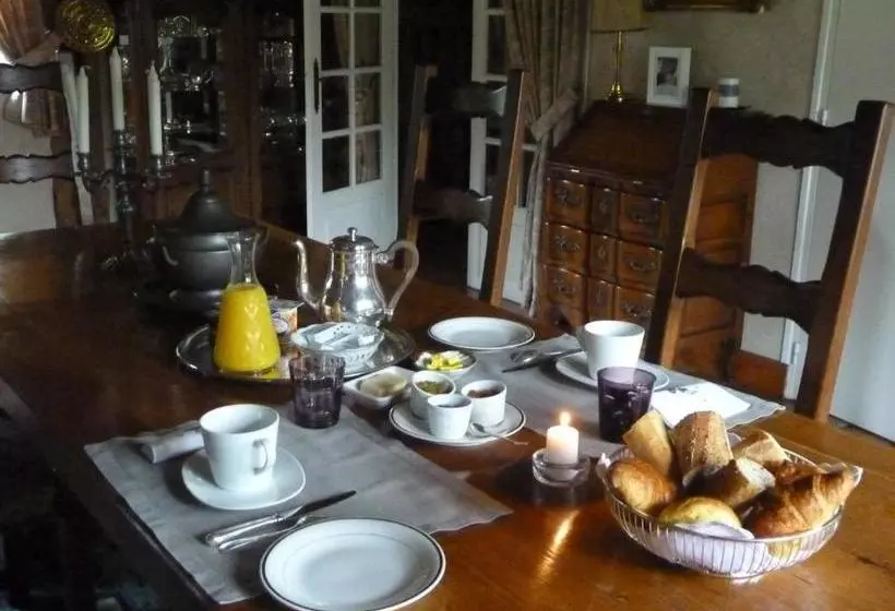 Aamiaismajoitus (B&B) A La Bergerie