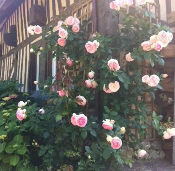 Aamiaismajoitus (B&B) A La Bergerie