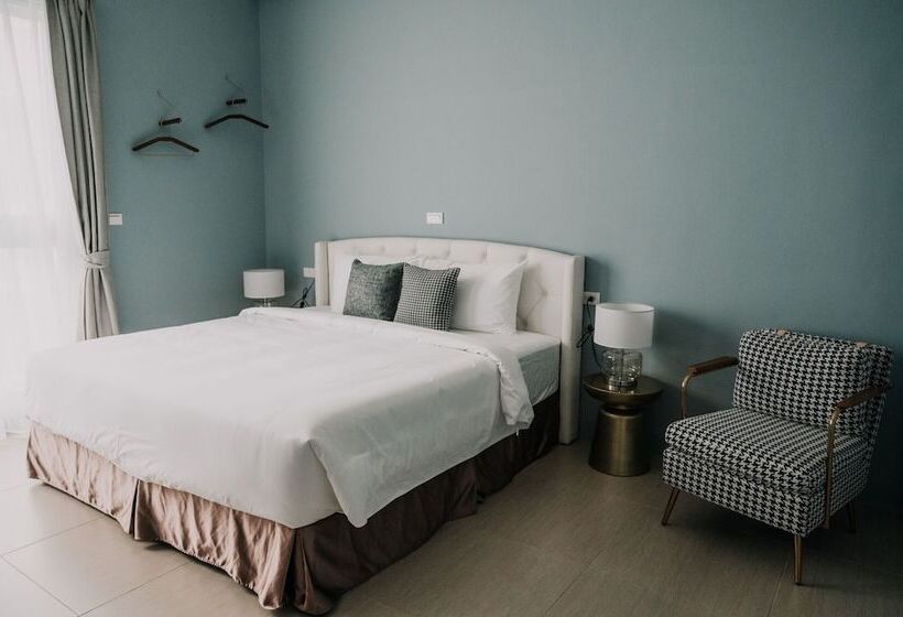 تختخواب و صبحانه Ho Hostel