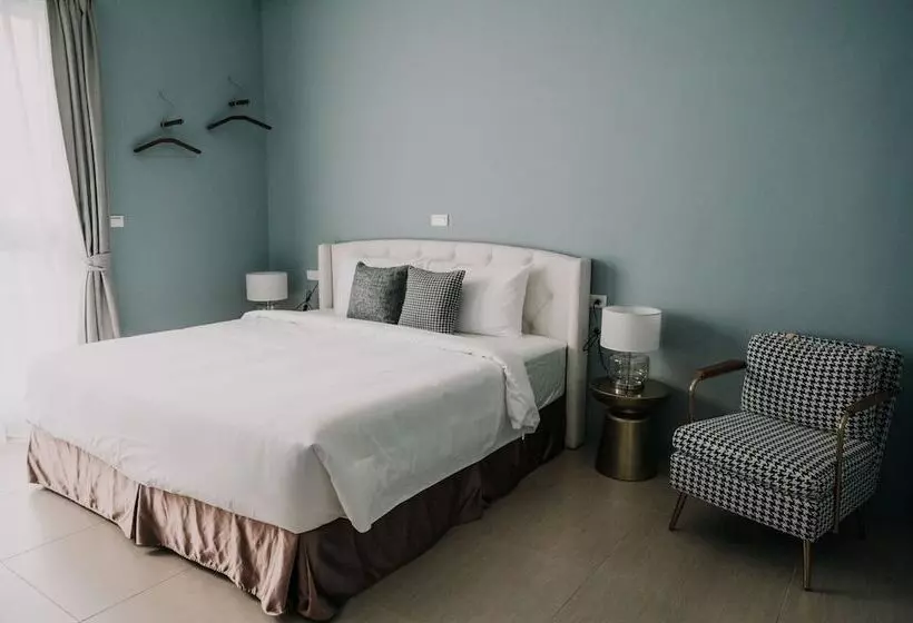 تختخواب و صبحانه Ho Hostel