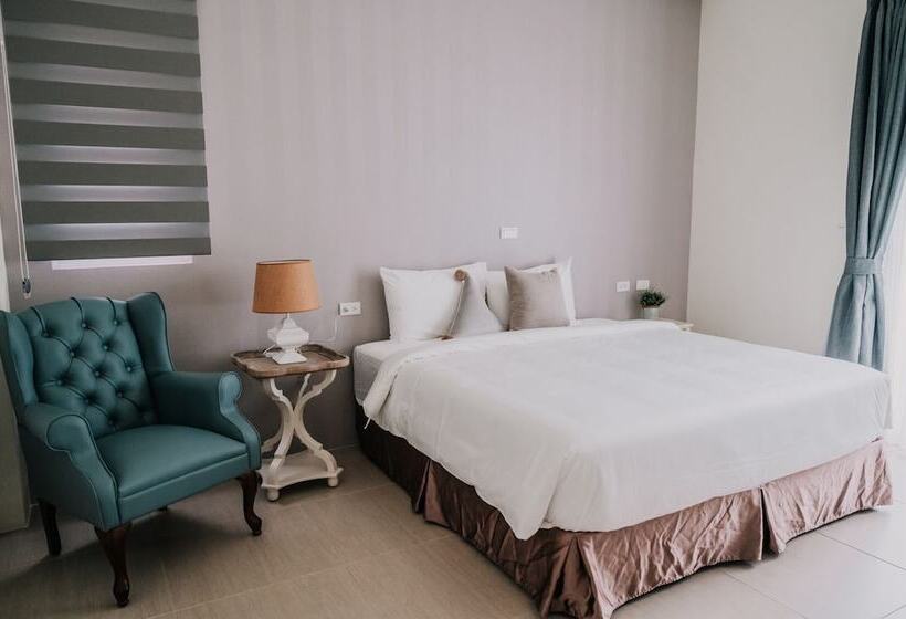 تختخواب و صبحانه Ho Hostel