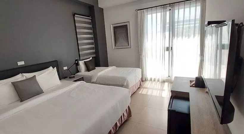 تختخواب و صبحانه Ho Hostel
