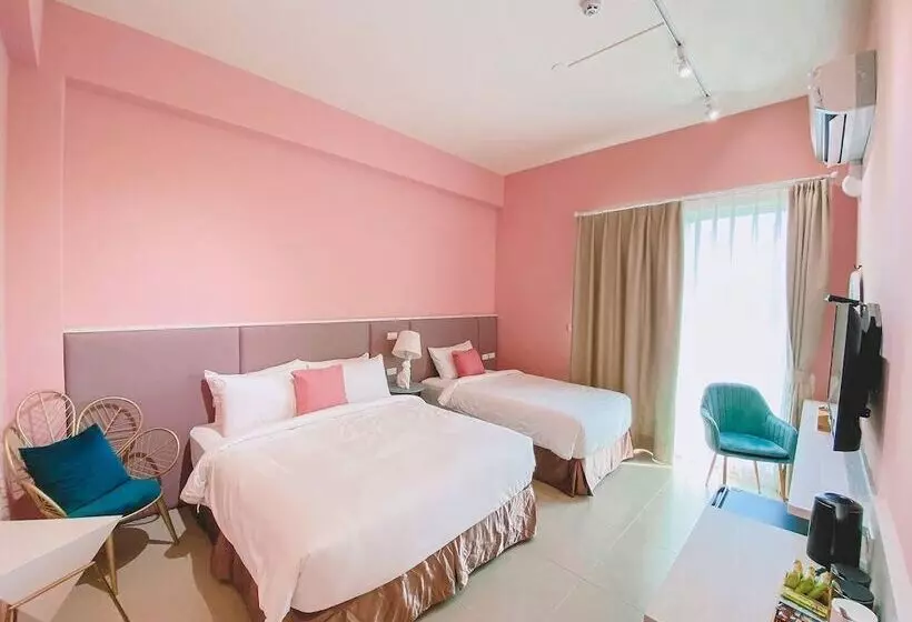 تختخواب و صبحانه Ho Hostel