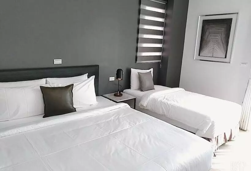 تختخواب و صبحانه Ho Hostel