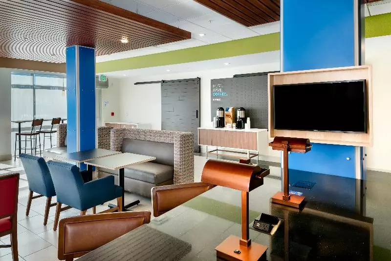 Hotelli Holiday Inn Express & Suites   Bend South, An Ihg