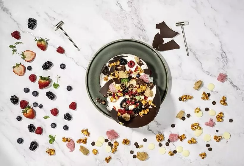 هتل Pullman Doha West Bay