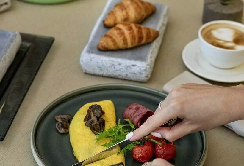 هتل Pullman Doha West Bay