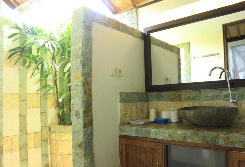 Отель Solaluna Beach Homestay