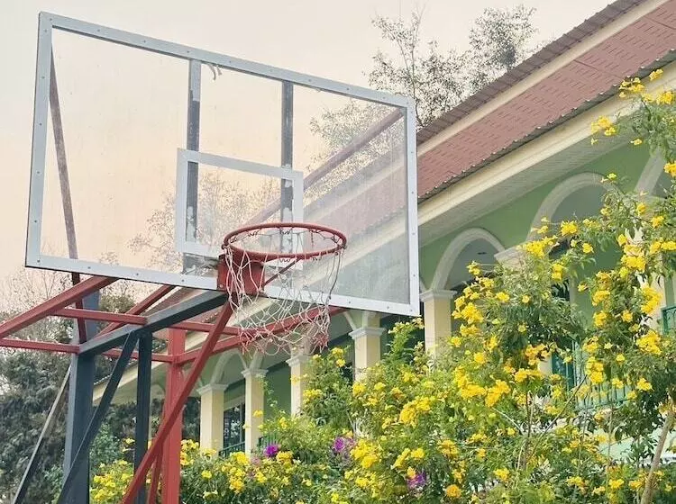 ホテル Terminal 1 Cafe And Resort