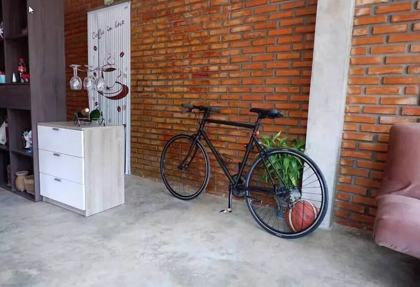 ホテル Terminal 1 Cafe And Resort