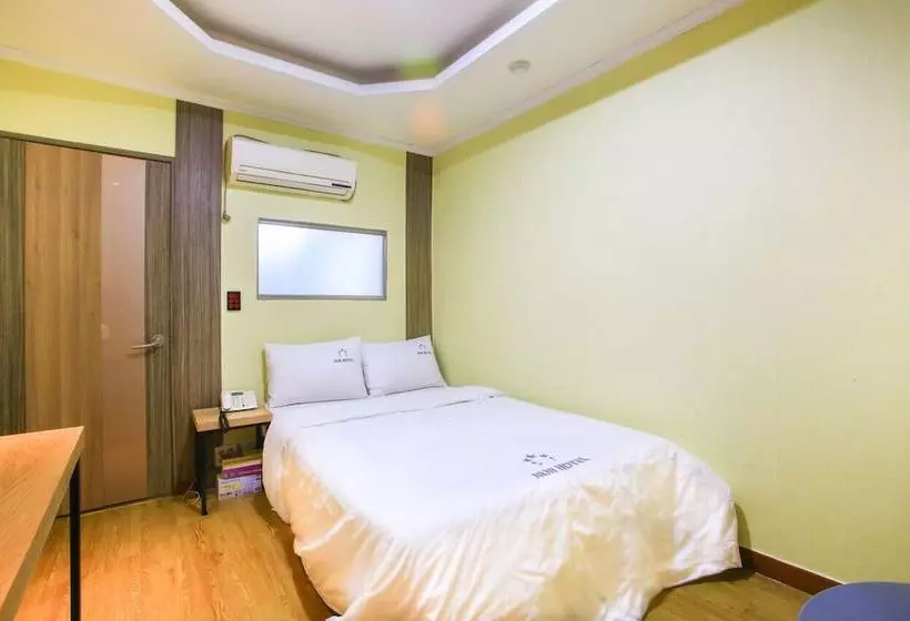 Internet Motel