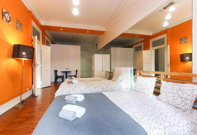 پانسیون Lisbon Garden Flower