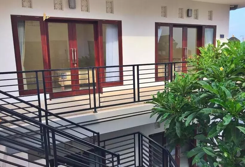 Majatalo Azalea Homestay & Villa