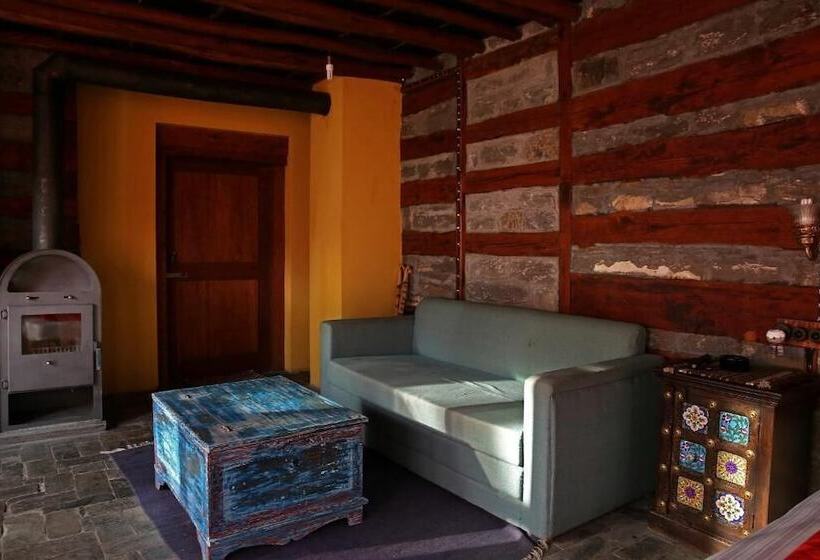 פנסיון The Sonaugi Homestead