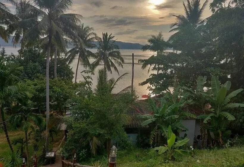 ペンション Three Monkeys Bungalows Koh Yao Noi