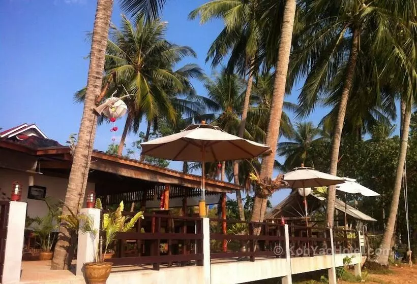 ペンション Three Monkeys Bungalows Koh Yao Noi