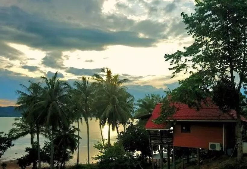 ペンション Three Monkeys Bungalows Koh Yao Noi