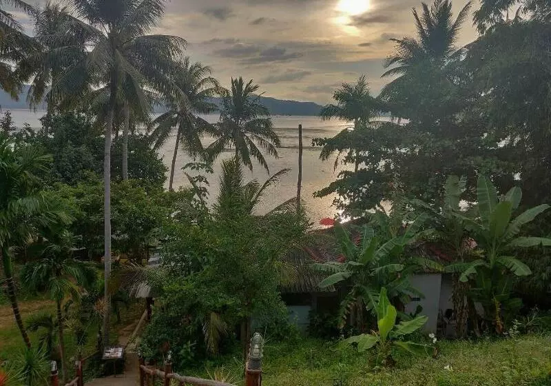 ペンション Three Monkeys Bungalows Koh Yao Noi