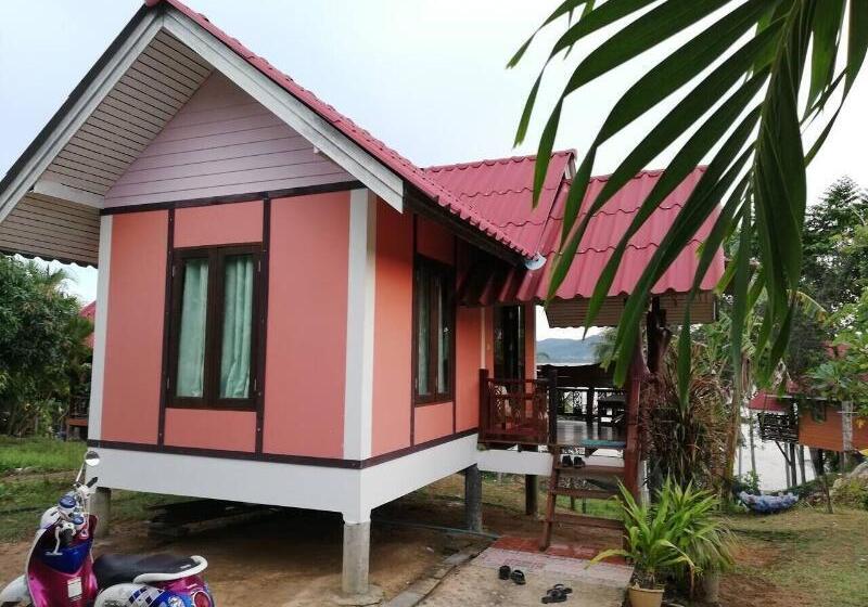 פנסיון Three Monkeys Bungalows Koh Yao Noi