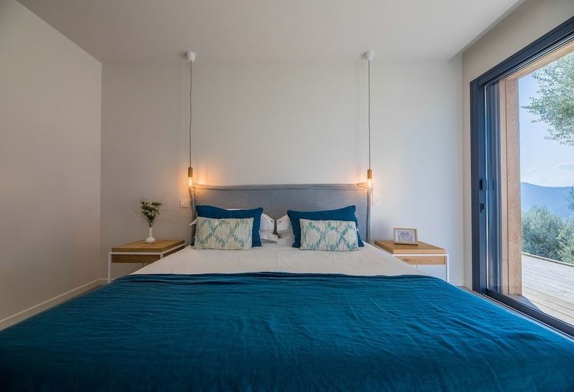 Casa Lilia Park Lucia