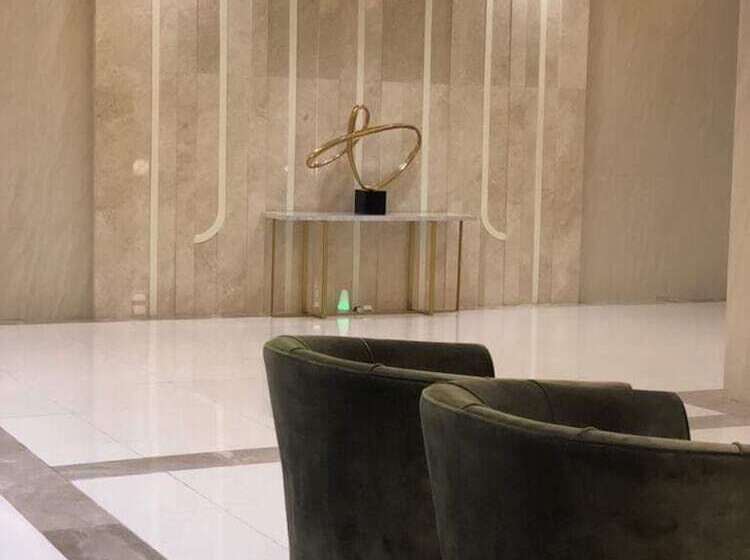 Favila Condotel Unit At 101 Newport Boulevard