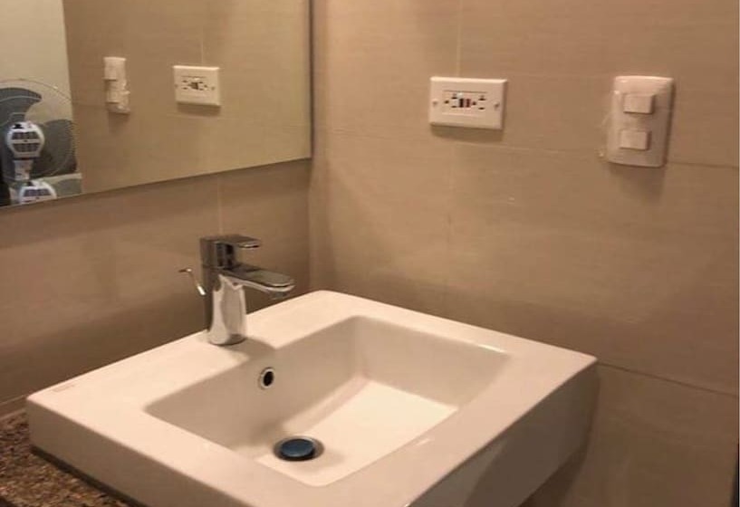 Favila Condotel Unit At 101 Newport Boulevard