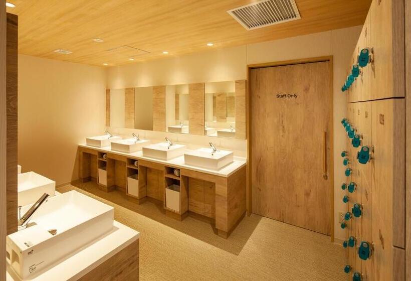 מלון כמוסות Y S Cabin&hotel Naha Kokusai Street