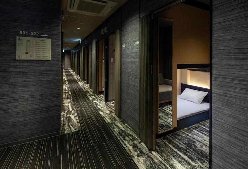 מלון כמוסות Y S Cabin&hotel Naha Kokusai Street