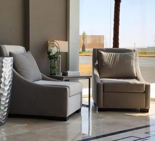 هتل قولدن سكوير طريق الرياض Golden Square Riyadh Road