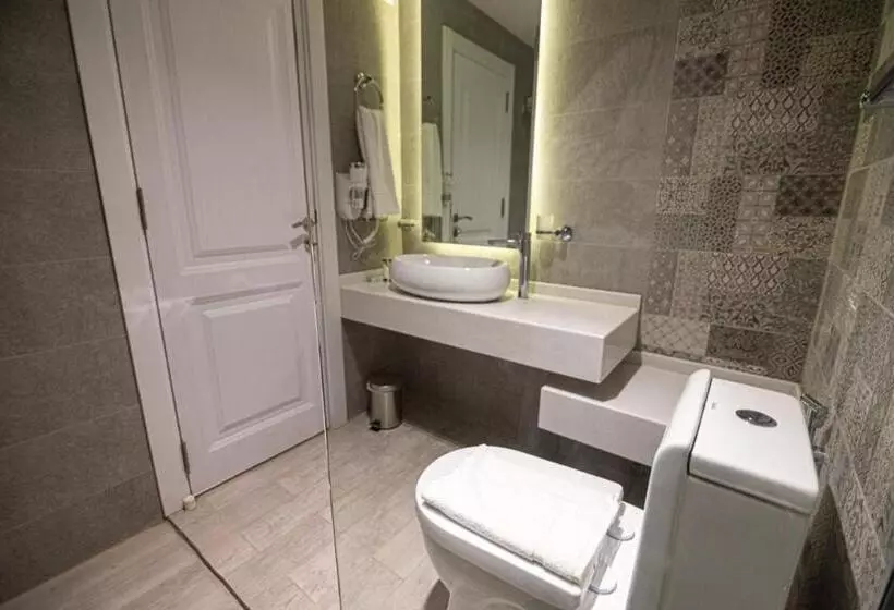هتل قولدن سكوير طريق الرياض Golden Square Riyadh Road