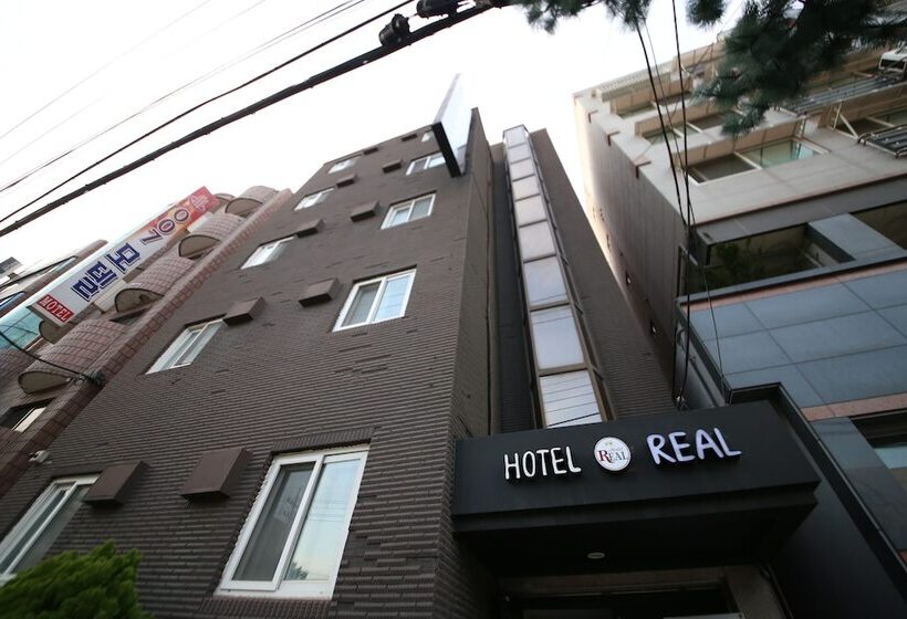 Hotel Real
