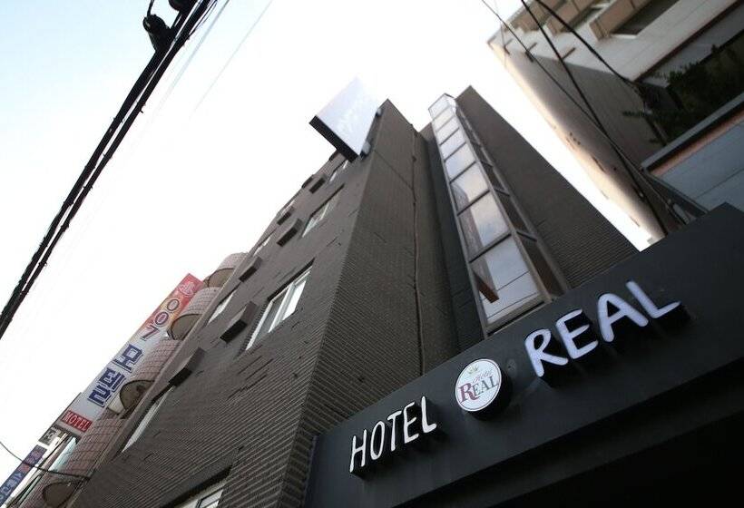 Hotel Real