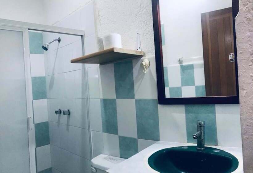 Kaya Hostal Apartments   Hostel