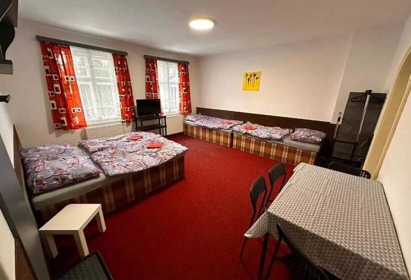 Majatalo Penzion Roko