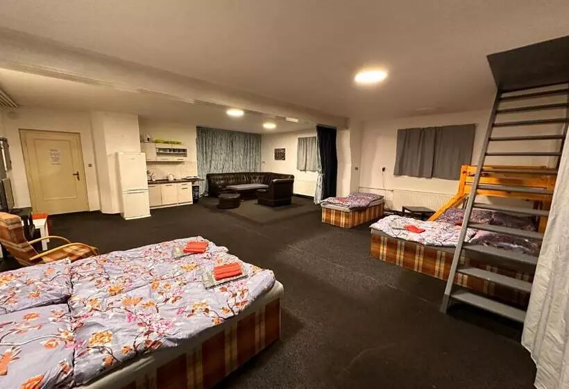 Majatalo Penzion Roko