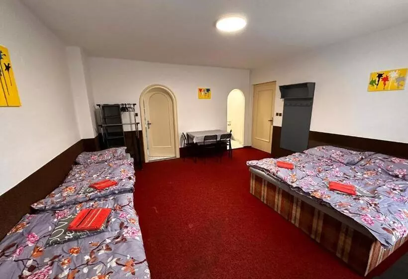 Majatalo Penzion Roko