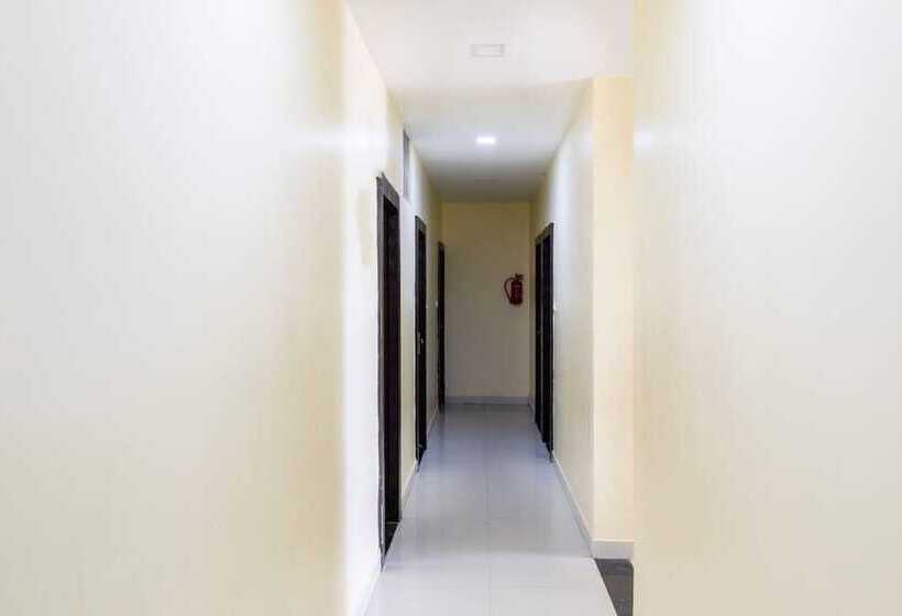 Отель Lake City Pride  By Oyo Rooms