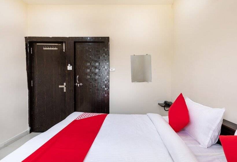 Отель Lake City Pride  By Oyo Rooms