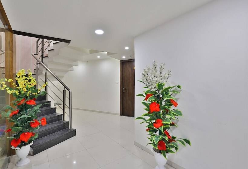 هتل Nice Railway Station