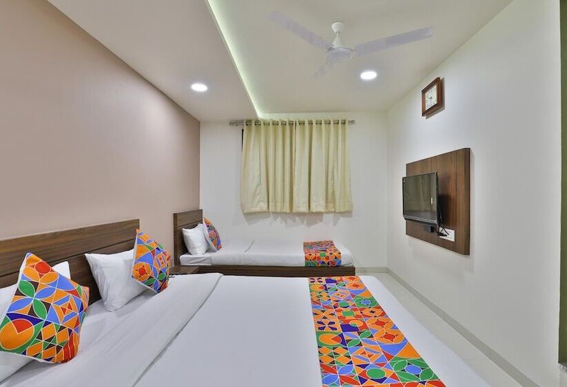 هتل Nice Railway Station