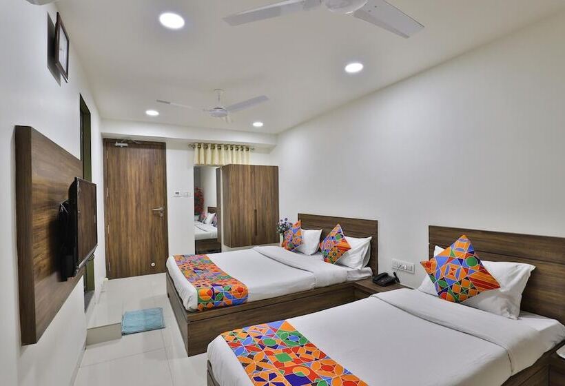 هتل Nice Railway Station