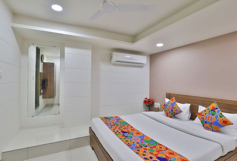 هتل Nice Railway Station