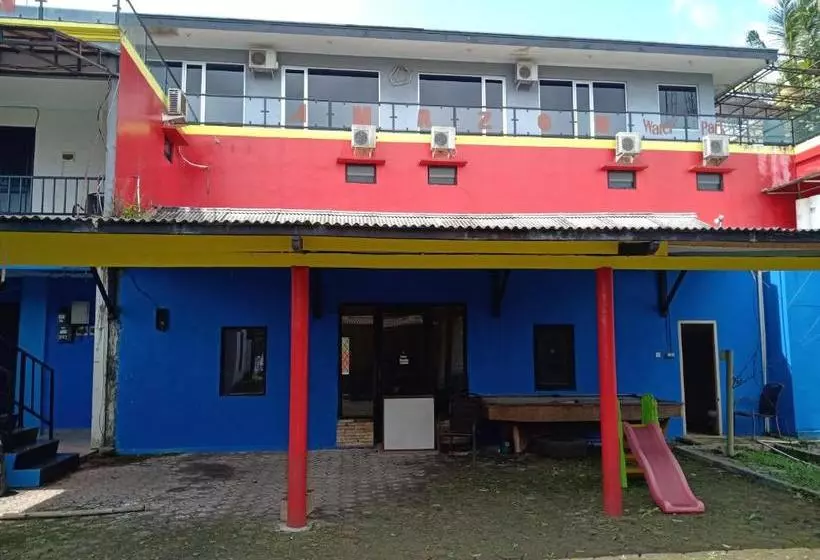 هتل Oyo 3302 Amazon Waterpark Syariah